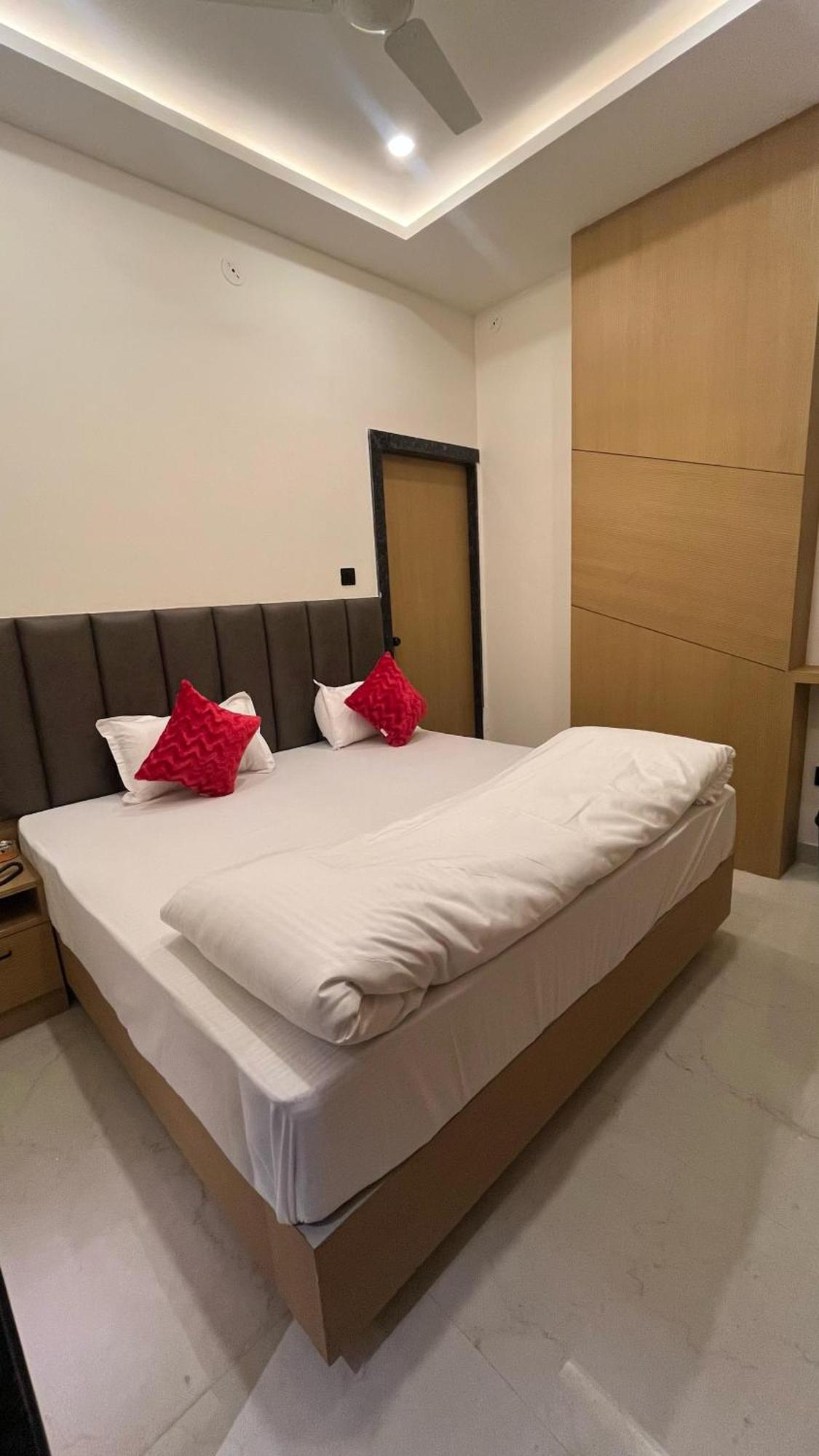 Hotel Revanta Bhilwara Buitenkant foto
